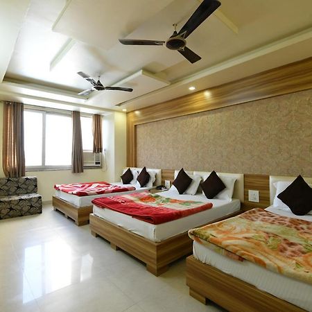 Hotel Moon Star Ajmer Bagian luar foto