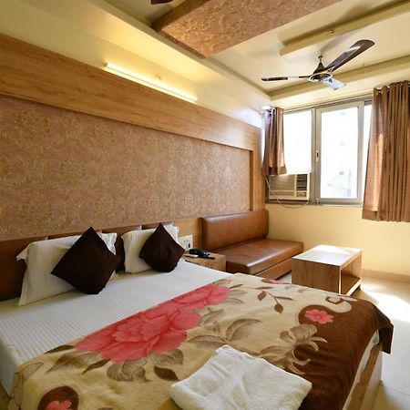 Hotel Moon Star Ajmer Bagian luar foto