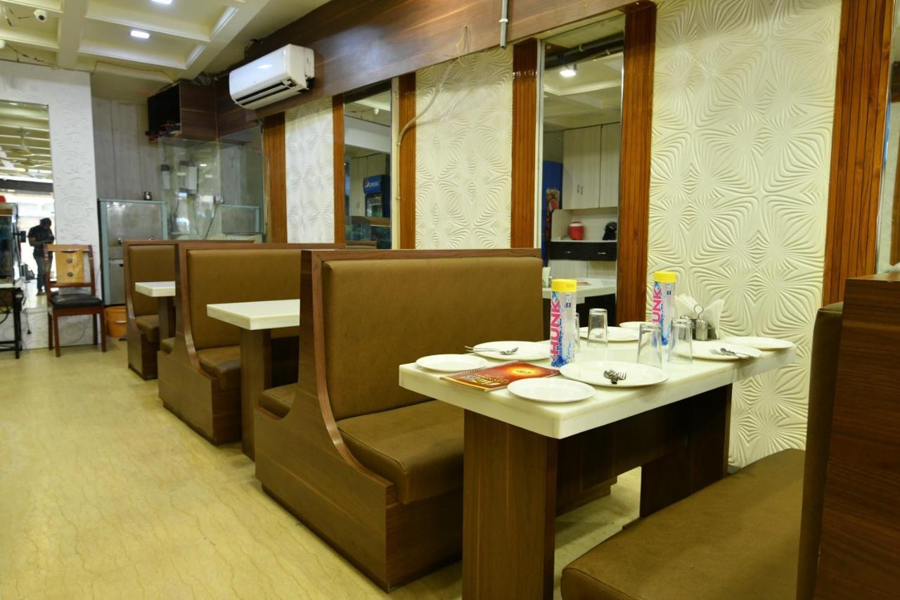 Hotel Moon Star Ajmer Bagian luar foto