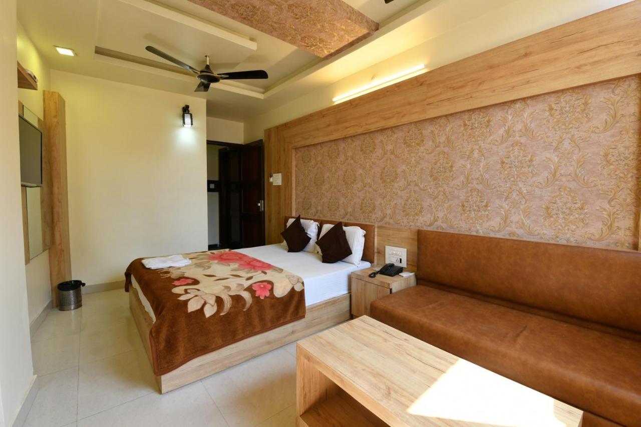 Hotel Moon Star Ajmer Bagian luar foto
